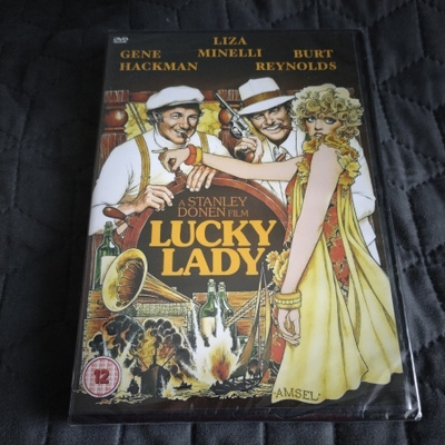 Viskiseikkailu Lucky Ladyllä DVD **muoveissa**