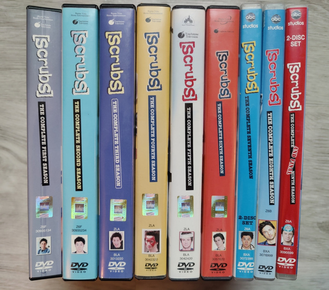 Scrubs - Tuho-osasto kaudet 1 - 9 ( dvd )