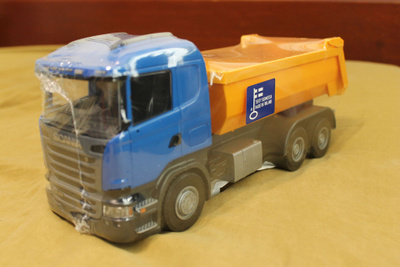 EMEK Scania R410 kuorma-auto