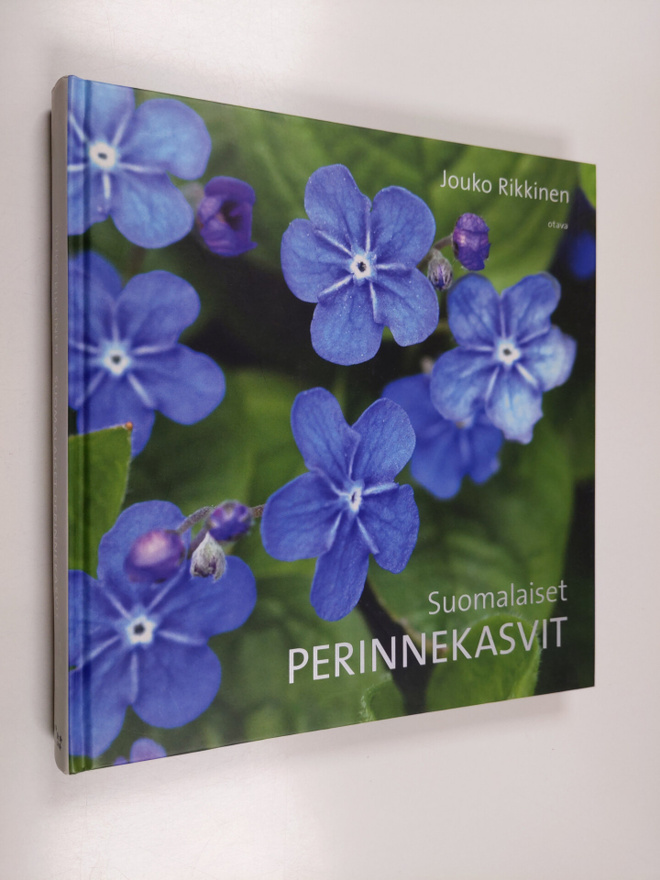 Jouko Rikkinen : Suomalaiset perinnekasvit