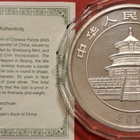Kiina 50 Yuan 2005 Panda 5 oz 999 hopeaa. Keräilysetti. - pikkukuva 3