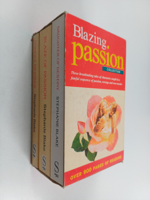 Random House : Blazing Passion Paperback Gift Set (Kotelo...