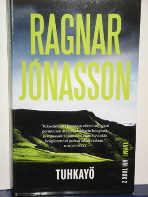 Ragnar Jonasson : TUHKAYÖ