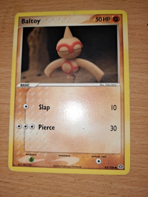 Baltoy 43/106 Pokemon EX Emerald card