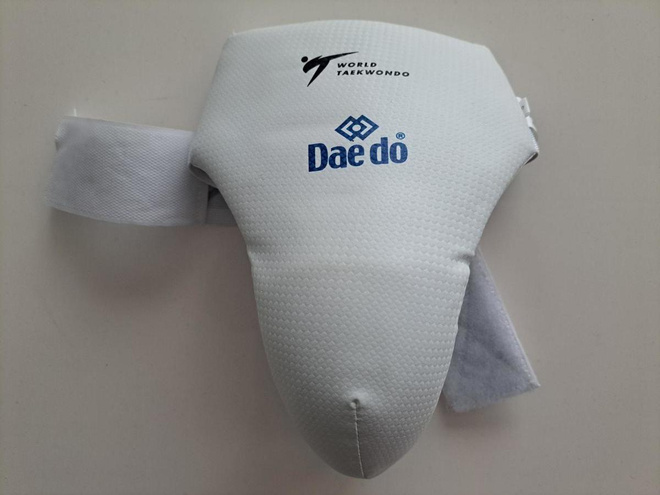 Uudet miesten taekwondo alasuojat: Dae do (S)
