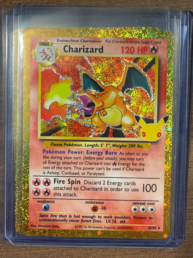 Pokemon Charizard (30C BS 4)