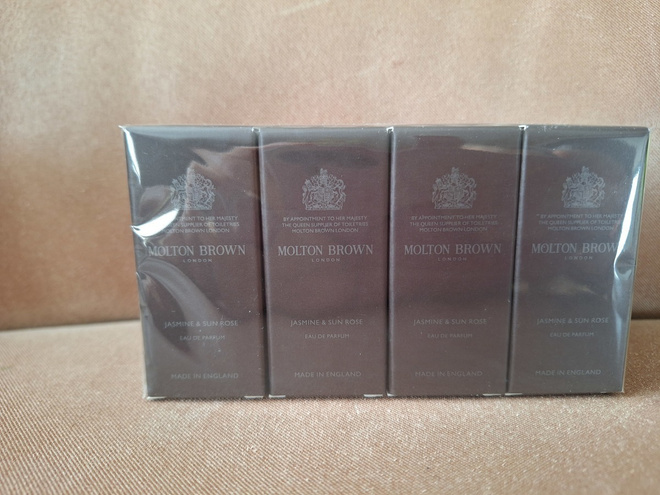 MOLTON BROWN JASMINE & SUN ROSE UUSI EDP 9ML UNISEX