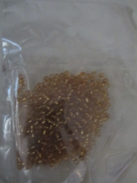Askarteluhelmet / Helmet / Välihelmet 10 gr kullankeltainen