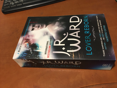 J.R. WARD LOVER REBORN HYVÄ