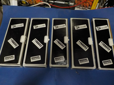 XSWOOD HANDMADE MINIATURE GUITARS 34,99€/KPL