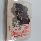 Anthony Wynne : Rimmet med järnluckorna - Detektivroman - pikkukuva 1