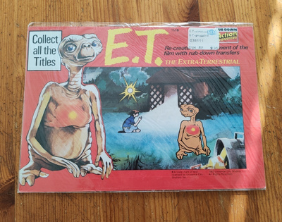E.T. the Extra-Terrestrial (punainen)