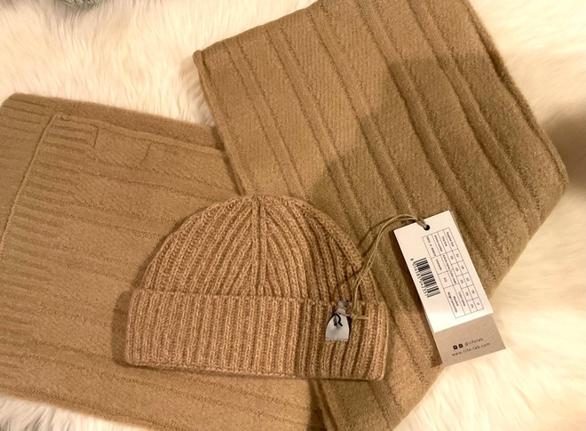 PIER ONE nätti  kameli beige neule  kaulaliina huivi