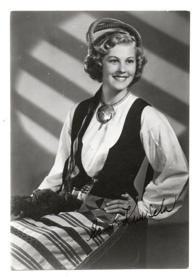 Postikortti Miss Universum ARMI KUUSELA