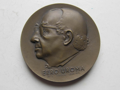 Eero Uroma (Essi Renvall)