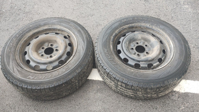 Chrysler Voyager renkaat 215/65r16, 2 kpl