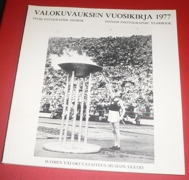Valokuvauksen vuosikirja 1977