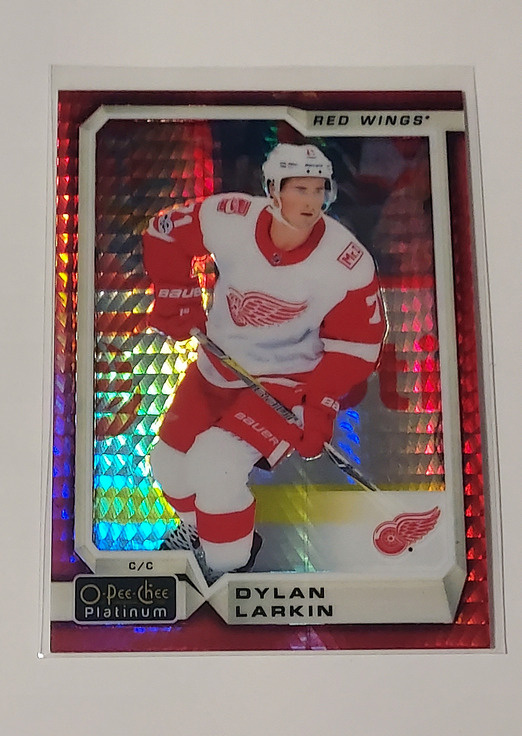 2018-19 OPC Platinum Red Prism #3 Dylan Larkin