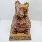 Karhu hunajapurkilla puufiguuri, Karjala - pikkukuva 4