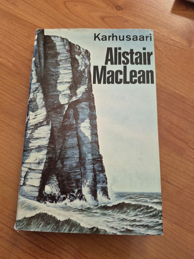 ALISTAIR MACLEAN: KARHUSAARI, WSOY 1972