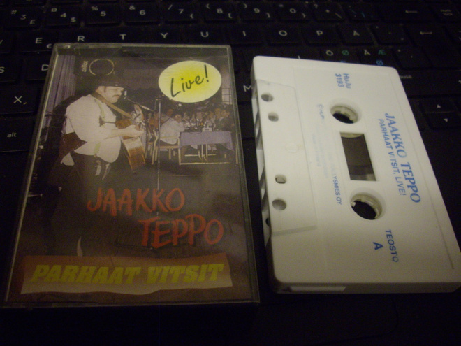 C-kasetti :  Jaakko Teppo : PARHAAT VITSIT LIVE ! ( 1993 )