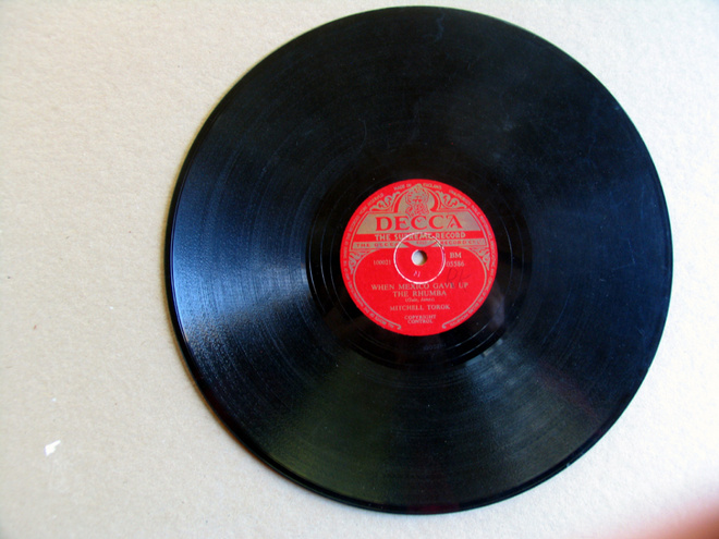 78 rpm savikiekko Mitchell Torok