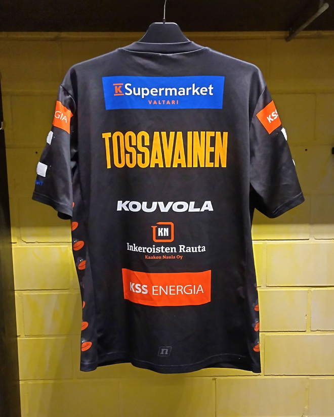 KPL Toni Tossavainen Game Worn kotipelipaita