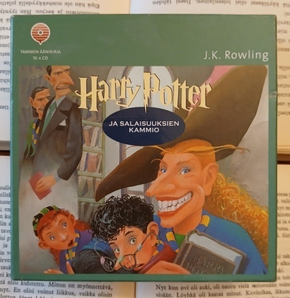 J.K. Rowling - Harry Potter ja salaisuuksien kammio (10CD)