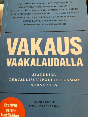 HAKKARAINEN (toim.): VAKAUS VAAKALAUDALLA