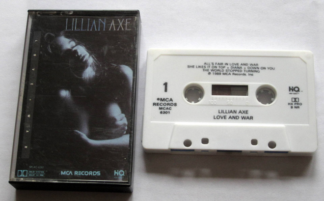 LILLIAN AXE Love and War 1989 C-KASETTI