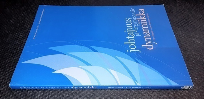 Johtajuus ja organisaatiodynamiikka (korjattu painos)