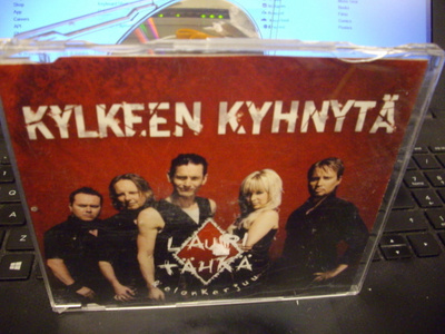 CDS : Lauri Tähkä & Elonkerjuu : Kylkeen kyhnytä