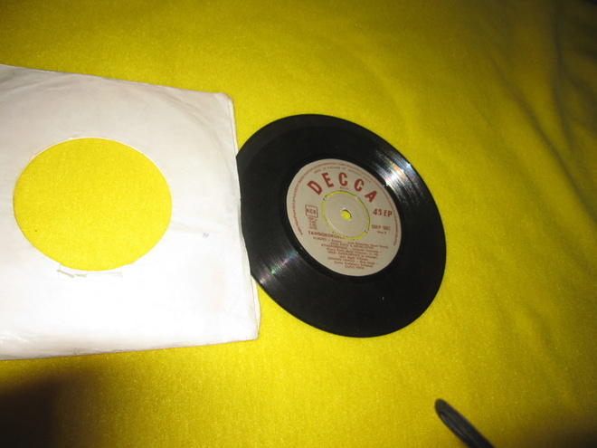 TANGO KOKOELMA SDEP 1037 ( virta, grön, wager ym