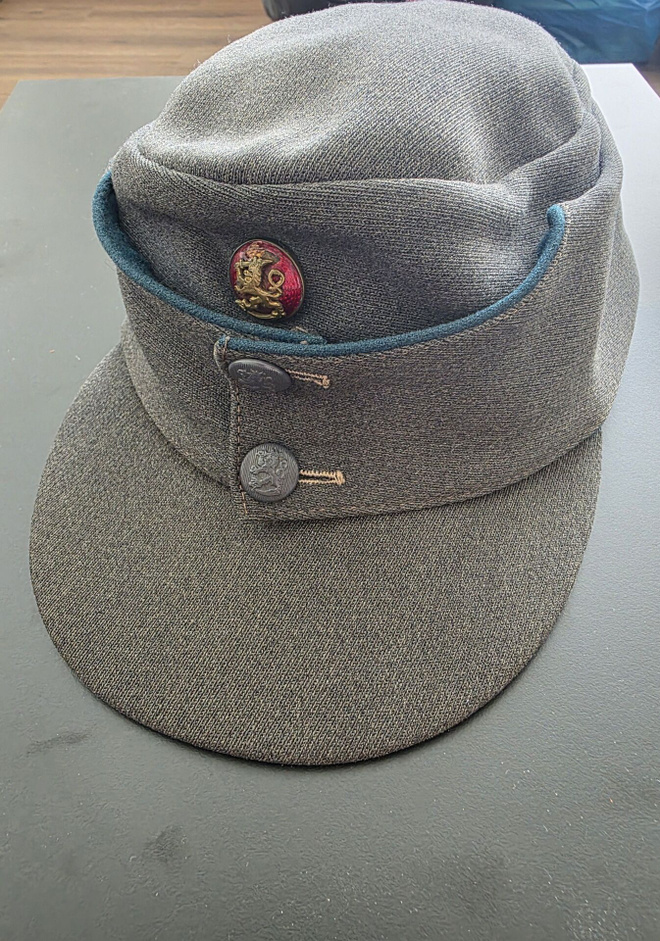 M/36 upseerin kenttälakki jalkaväen väreissä