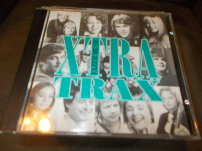 CD XTRA TRAX
