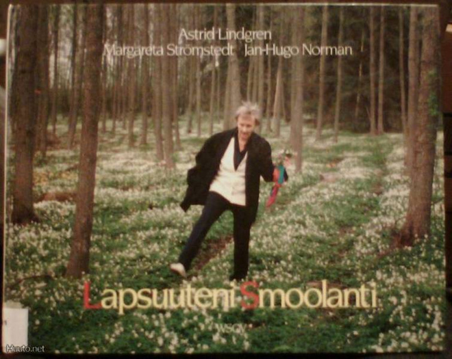 Astrid Lindgren ym.: Lapsuuteni Smoolanti (Sis.postikulut)