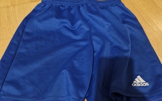 Adidas treenishortsit, koko 152