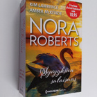 Syvyyksien salaisuus : Roberts, Nora : Syvyyksien salaisu... - pikkukuva 1