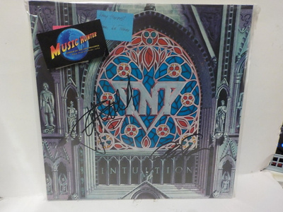 TNT - INTUITION M-/M- LP + 2 X NIMIKIRJOITUKSET