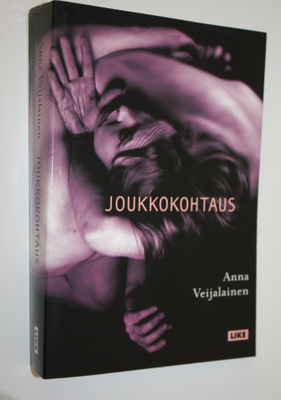 Anna Veijalainen : Joukkokohtaus : KokoTeatteria 10 vuotta