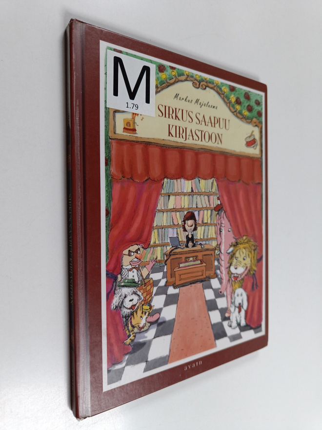 Markus Majaluoma : Sirkus saapuu kirjastoon