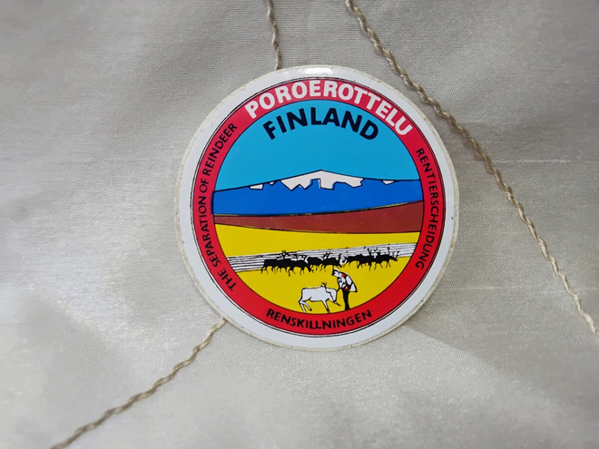 Poroerottelu -tarra