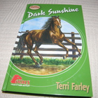 Terri Farley Dark Sunshine - pikkukuva 1