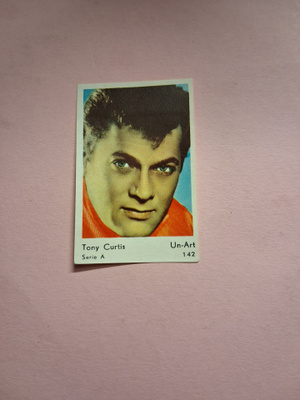 Tony Curtis. 142.