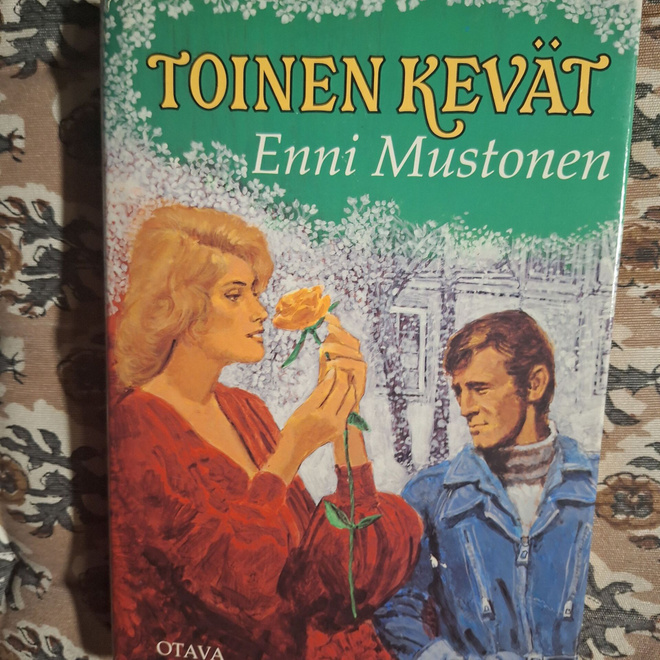 Enni Mustonen : Toinen kevät 1p