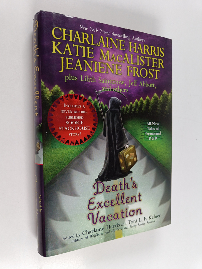Charlaine Harris ym. : Death's Excellent Vacation