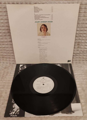 Juliet Jonesin Sydän Nauru lp