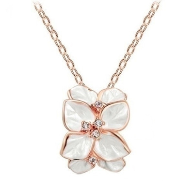 706 .. Women's New Charm Gardenia Kaunis .. Kaulakoru