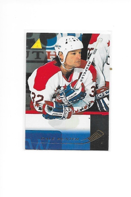 1995-96 Pinnacle #21 Dale Hunter Washington Caps Gooni