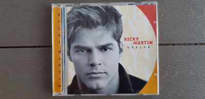 CD: Ricky Martin - Vuelve (1998)